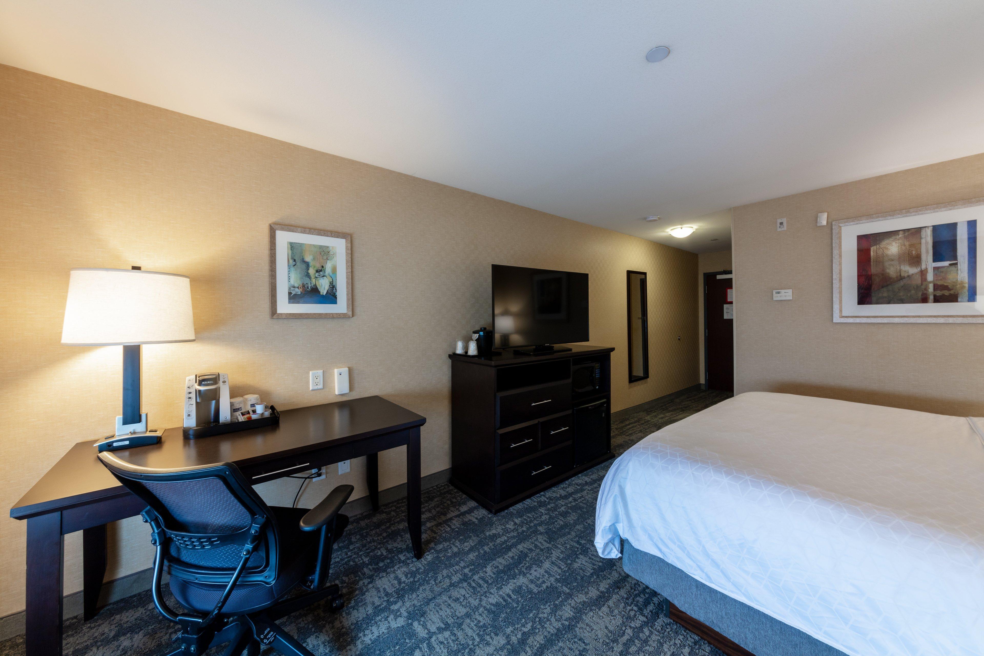 Holiday Inn Express & Suites Riverport Richmond By Ihg Exterior foto