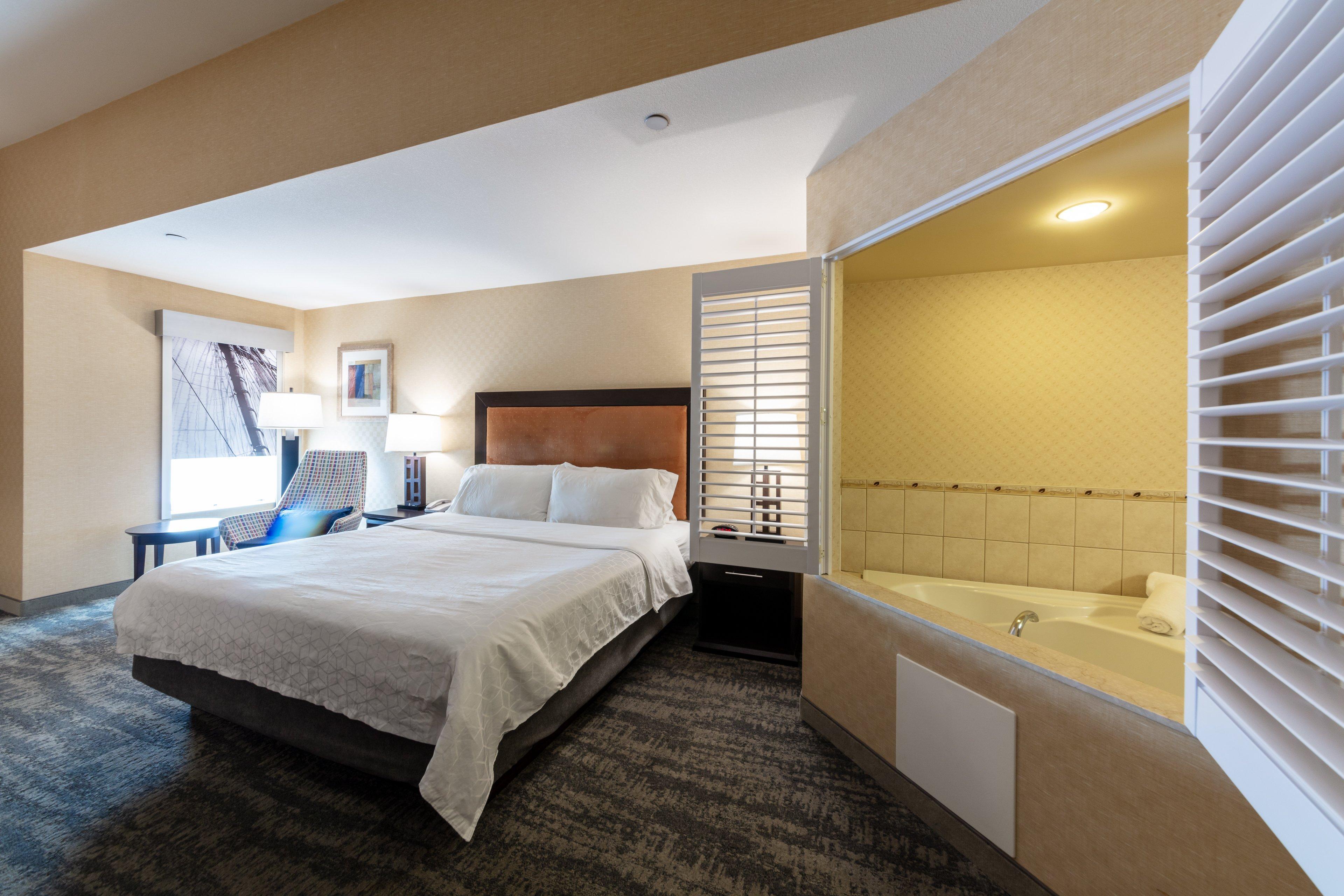 Holiday Inn Express & Suites Riverport Richmond By Ihg Exterior foto