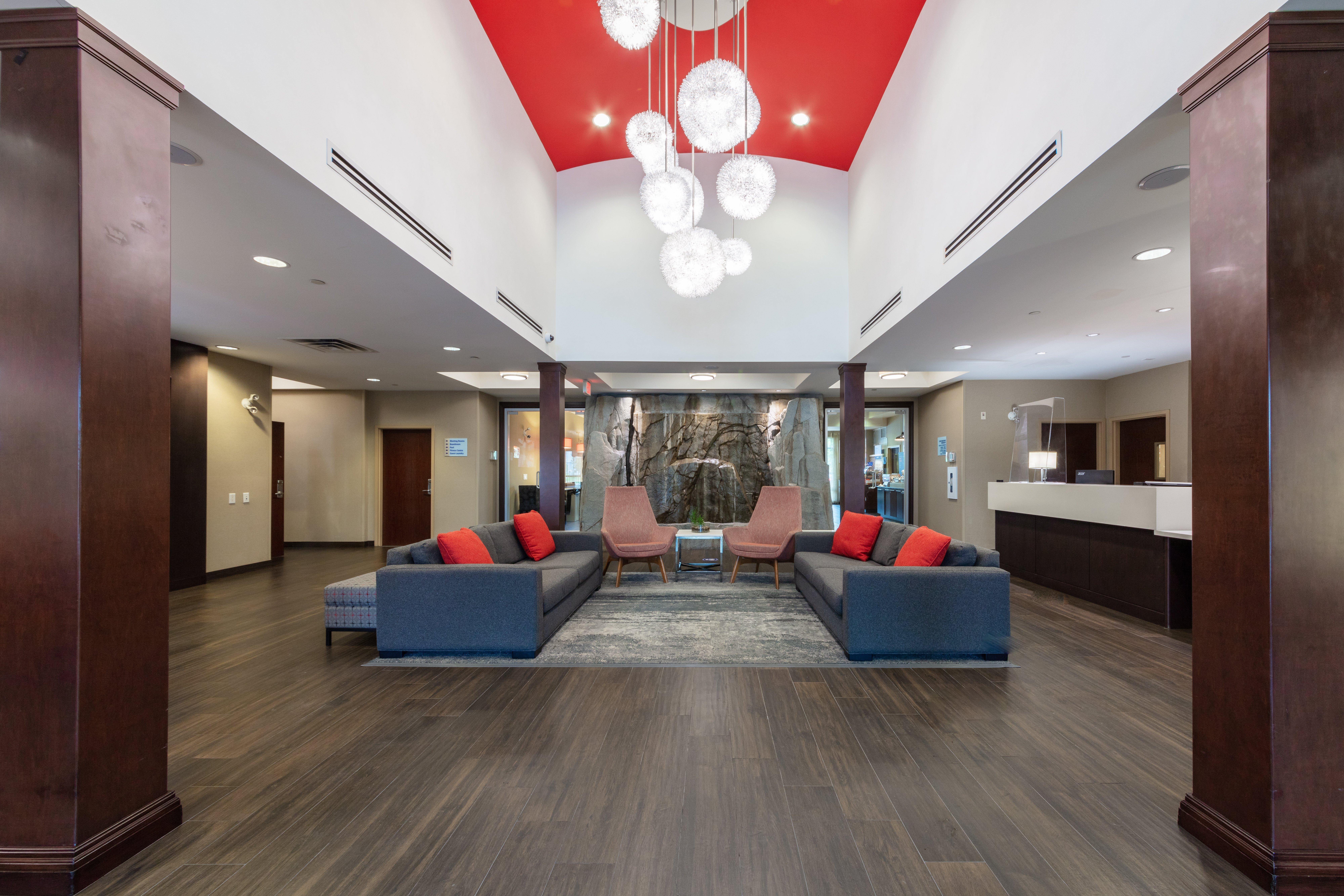 Holiday Inn Express & Suites Riverport Richmond By Ihg Exterior foto