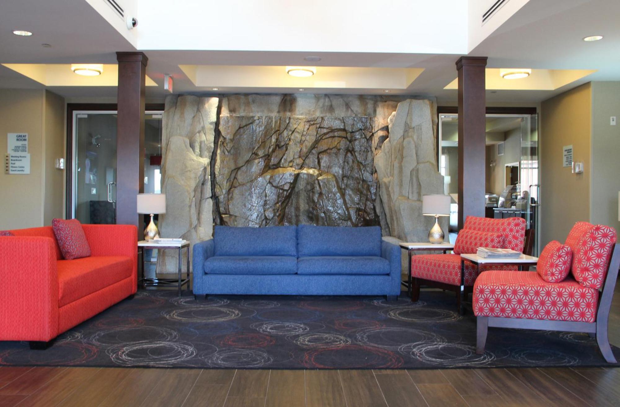 Holiday Inn Express & Suites Riverport Richmond, An Ihg Hotel Exterior foto